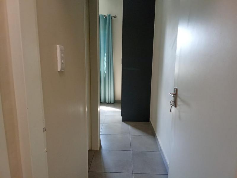 2 Bedroom Property for Sale in Vorna Valley Gauteng