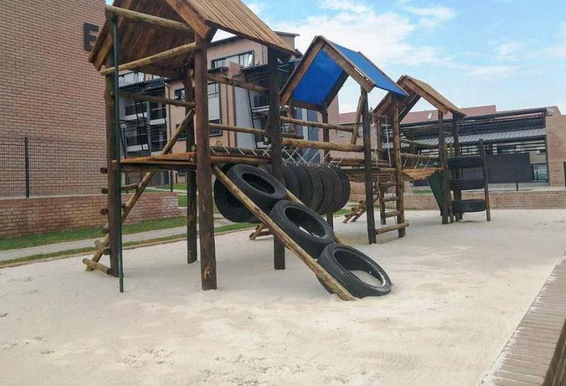 2 Bedroom Property for Sale in Vorna Valley Gauteng
