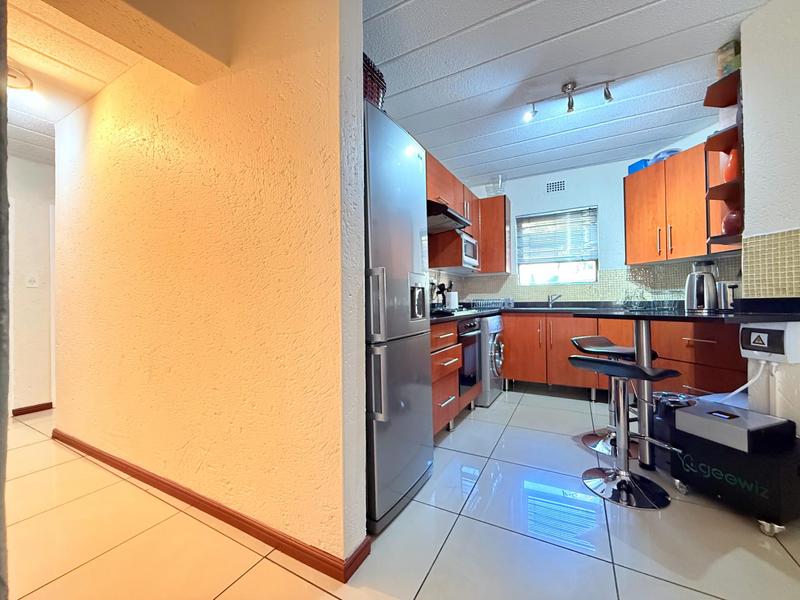 To Let 2 Bedroom Property for Rent in Morningside Gauteng