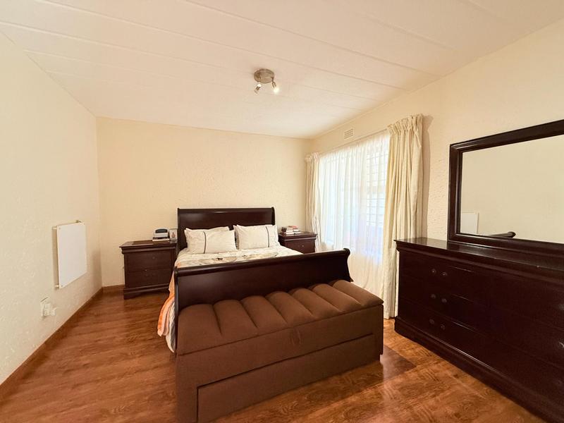 To Let 2 Bedroom Property for Rent in Morningside Gauteng