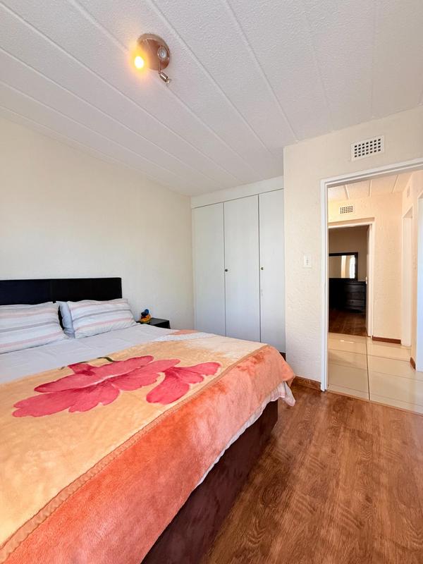 To Let 2 Bedroom Property for Rent in Morningside Gauteng