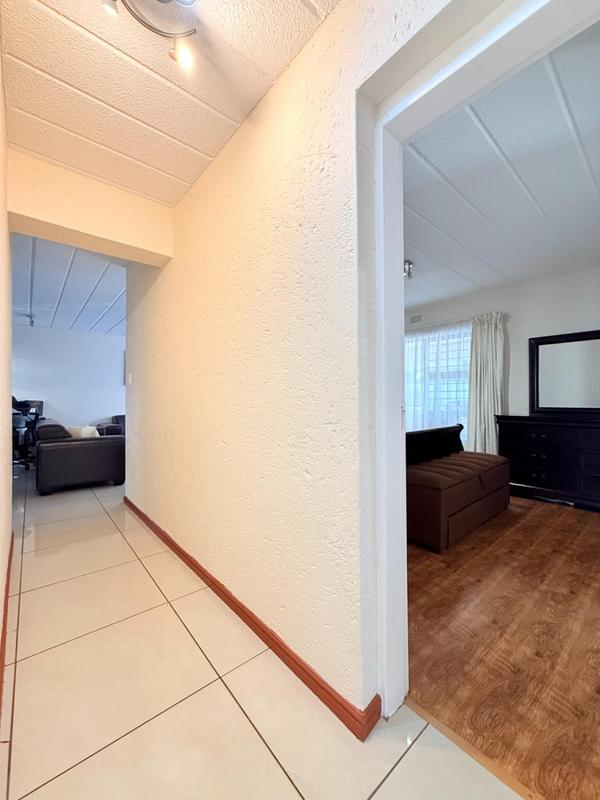 To Let 2 Bedroom Property for Rent in Morningside Gauteng