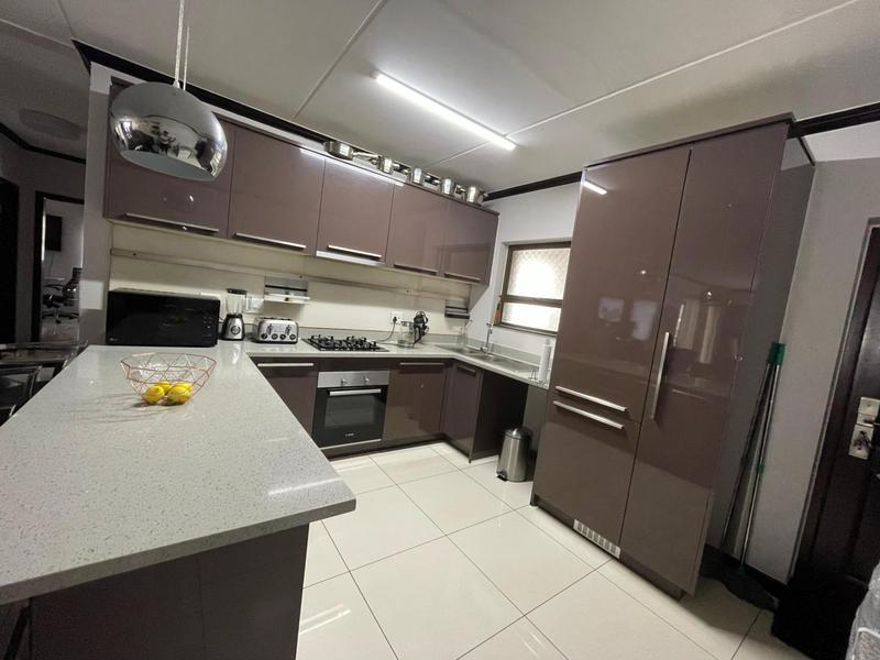 To Let 3 Bedroom Property for Rent in Fourways Gauteng