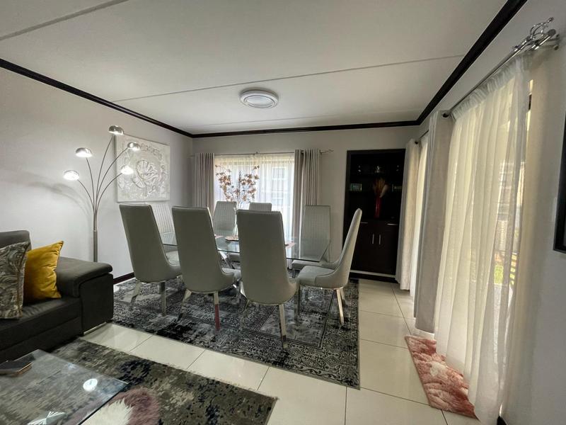 To Let 3 Bedroom Property for Rent in Fourways Gauteng