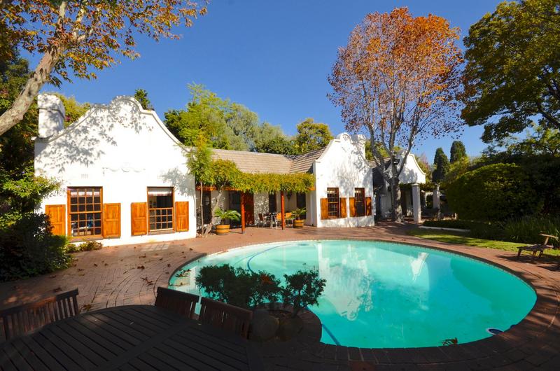 To Let 4 Bedroom Property for Rent in Morningside Gauteng