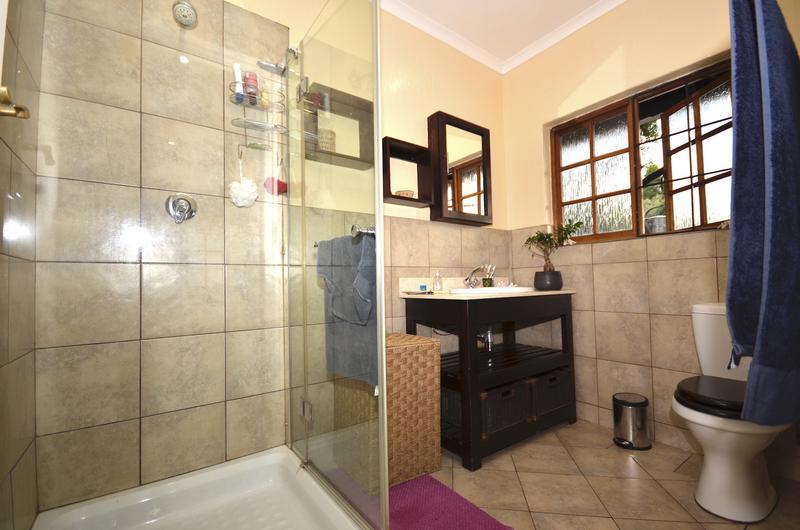 To Let 4 Bedroom Property for Rent in Morningside Gauteng