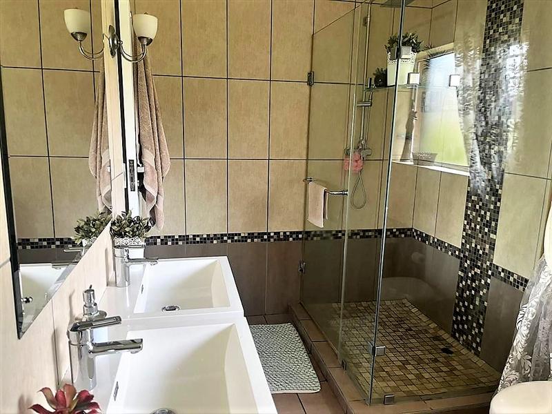 3 Bedroom Property for Sale in Libradene Gauteng