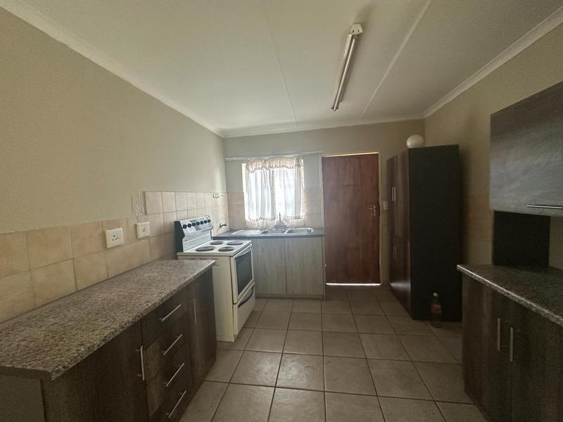 To Let 2 Bedroom Property for Rent in The Orchards Gauteng