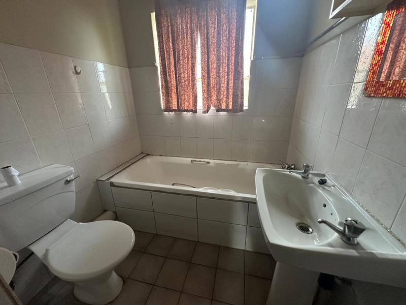 To Let 2 Bedroom Property for Rent in The Orchards Gauteng