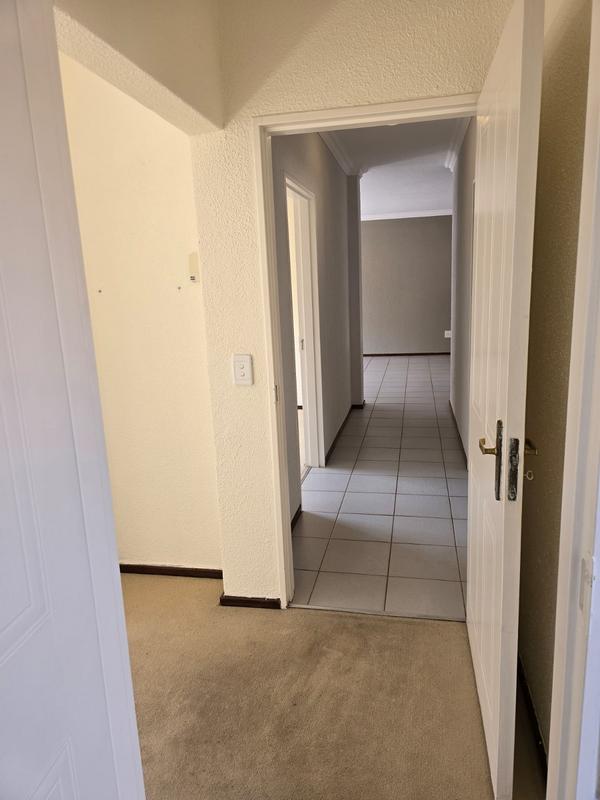 5 Bedroom Property for Sale in Lenasia South Gauteng