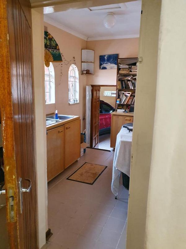 5 Bedroom Property for Sale in Lenasia South Gauteng