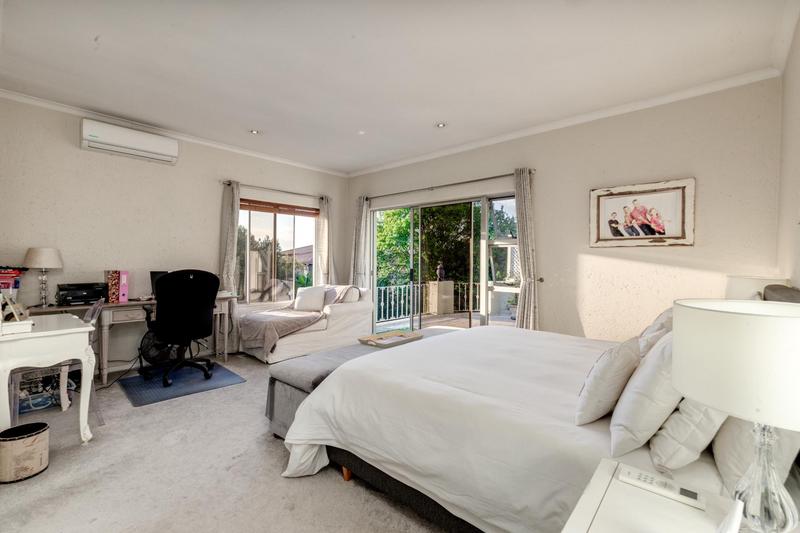 4 Bedroom Property for Sale in Fourways Gardens Gauteng
