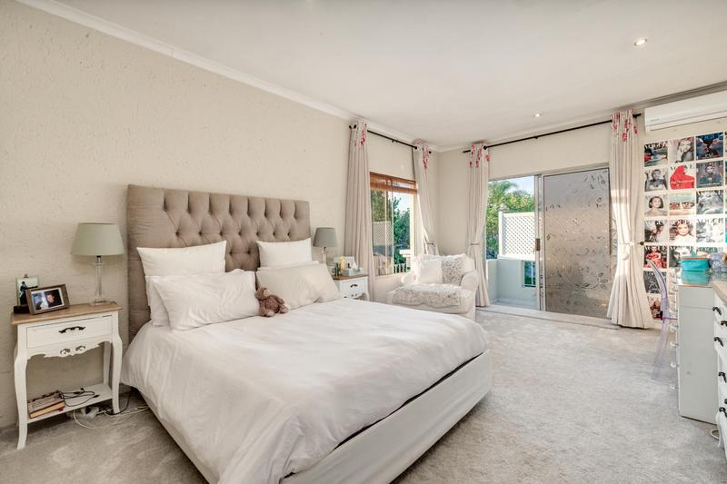4 Bedroom Property for Sale in Fourways Gardens Gauteng