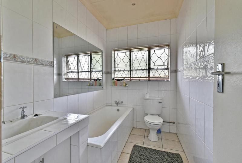 4 Bedroom Property for Sale in Ridgeway Gauteng