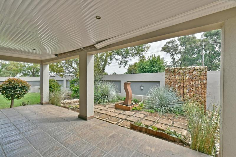 4 Bedroom Property for Sale in Ridgeway Gauteng