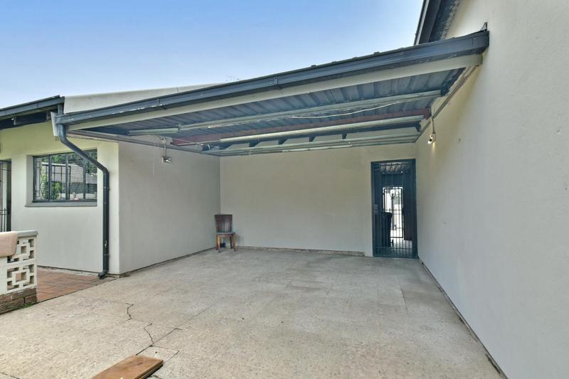 4 Bedroom Property for Sale in Ridgeway Gauteng