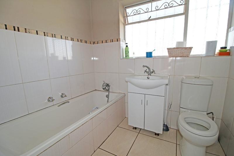 3 Bedroom Property for Sale in Albemarle Gauteng