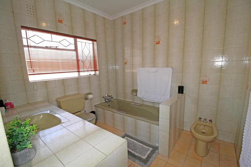 3 Bedroom Property for Sale in Raceview Gauteng