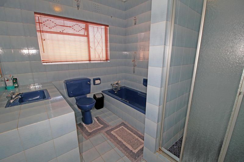 3 Bedroom Property for Sale in Raceview Gauteng