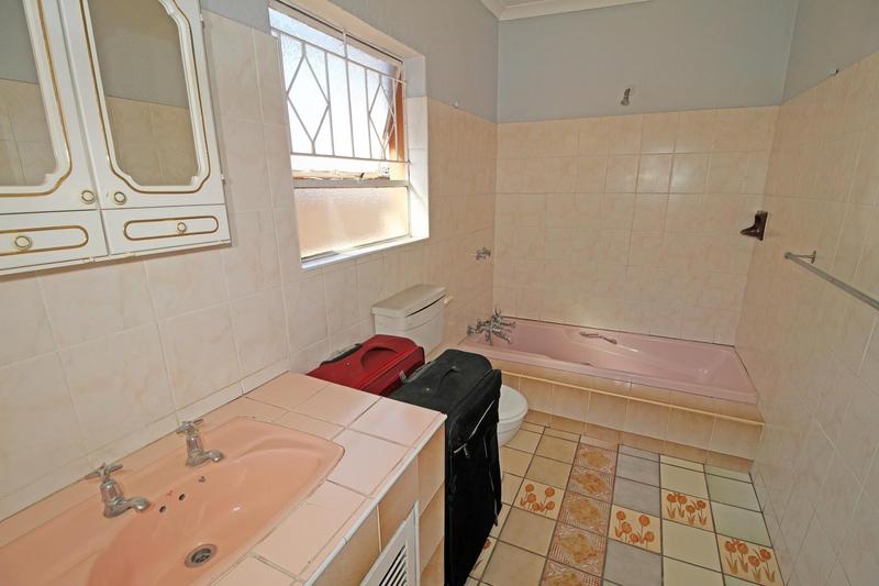3 Bedroom Property for Sale in Raceview Gauteng
