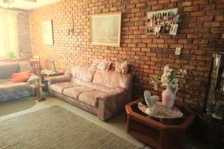 2 Bedroom Property for Sale in Pretoria North Gauteng
