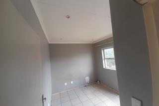2 Bedroom Property for Sale in Pretoria North Gauteng