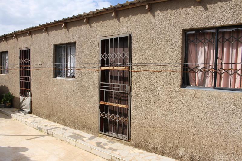 3 Bedroom Property for Sale in Tshepisong Gauteng