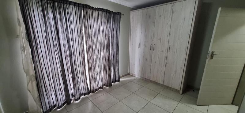 2 Bedroom Property for Sale in Amberfield Gauteng