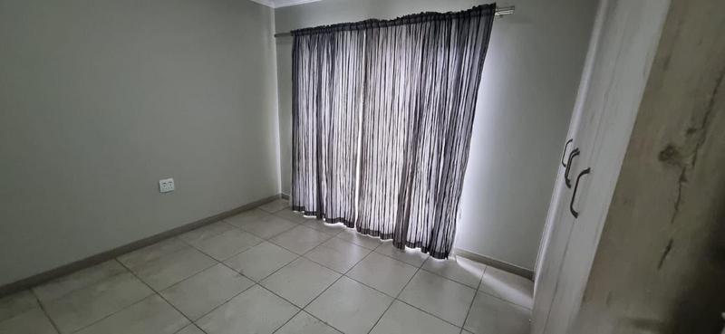 2 Bedroom Property for Sale in Amberfield Gauteng
