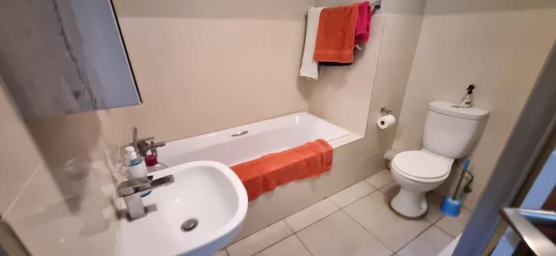 2 Bedroom Property for Sale in Amberfield Gauteng