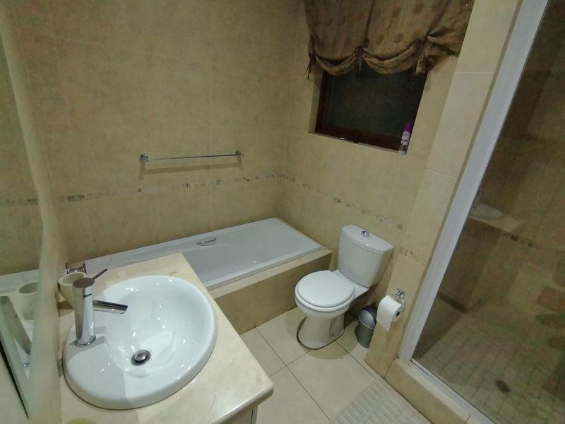 To Let 2 Bedroom Property for Rent in Bedfordview Gauteng