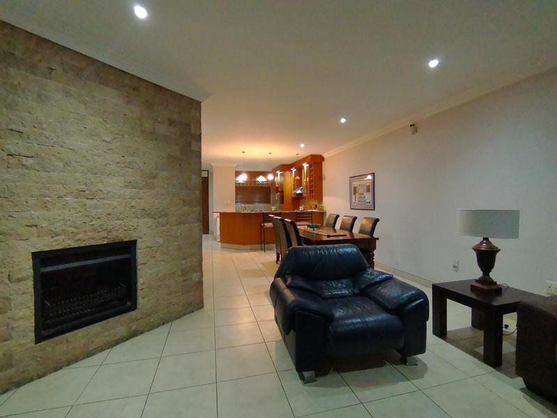 To Let 2 Bedroom Property for Rent in Bedfordview Gauteng