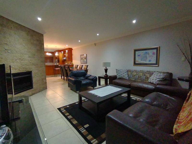 To Let 2 Bedroom Property for Rent in Bedfordview Gauteng