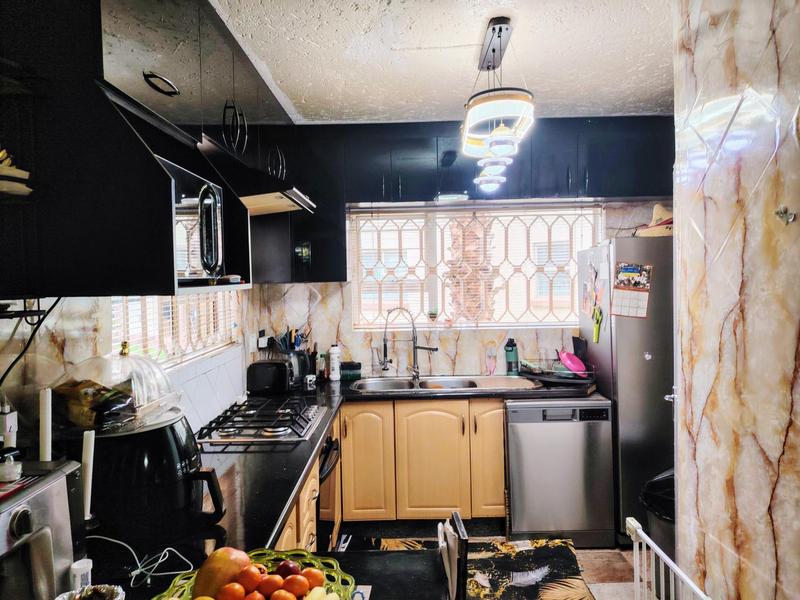 3 Bedroom Property for Sale in Bedfordview Gauteng