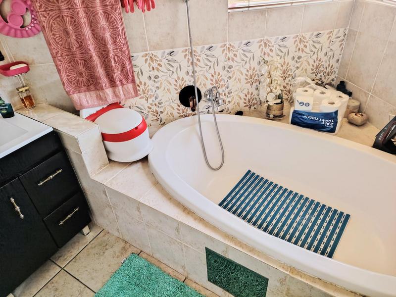 3 Bedroom Property for Sale in Bedfordview Gauteng