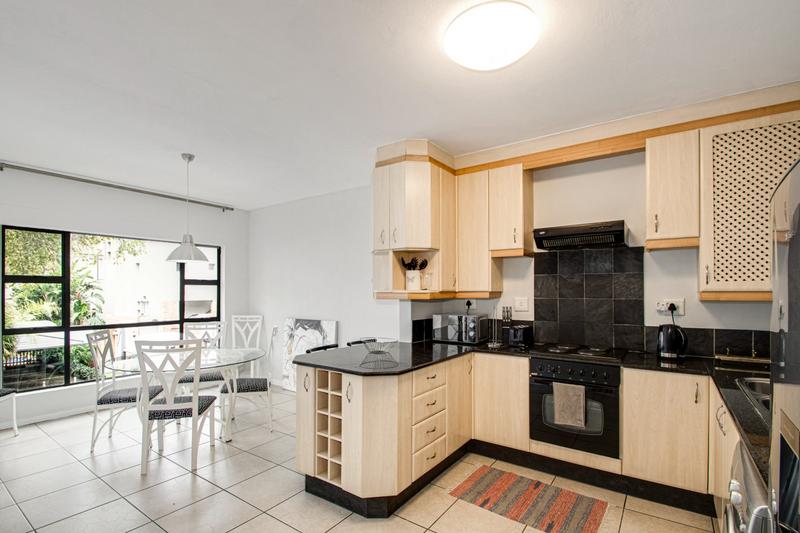 To Let 3 Bedroom Property for Rent in Sandown Gauteng