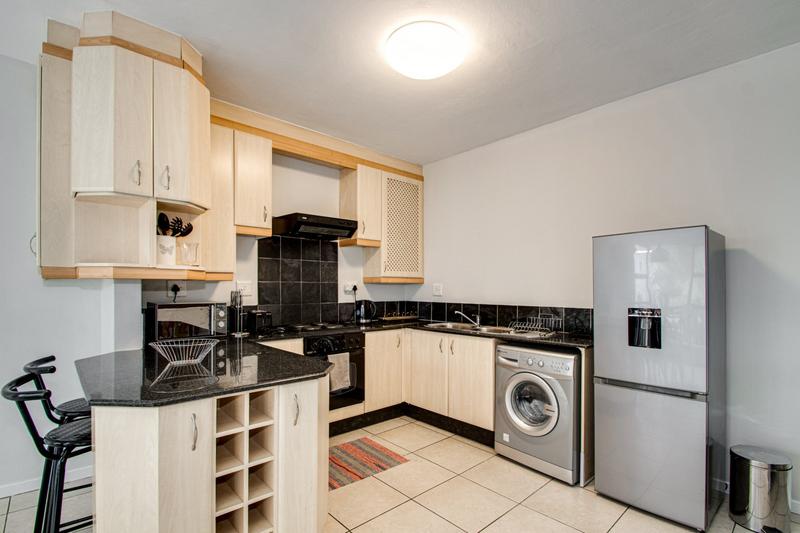 To Let 3 Bedroom Property for Rent in Sandown Gauteng