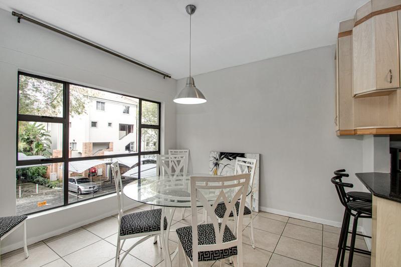 To Let 3 Bedroom Property for Rent in Sandown Gauteng