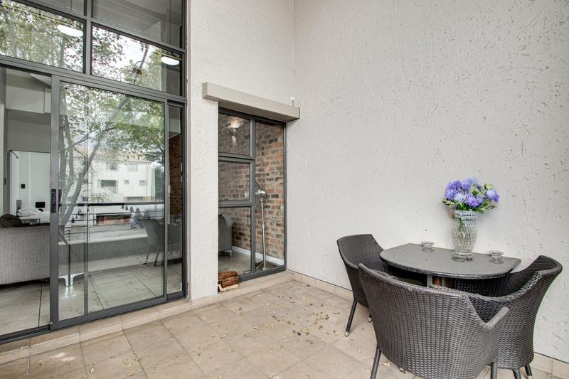 To Let 3 Bedroom Property for Rent in Sandown Gauteng