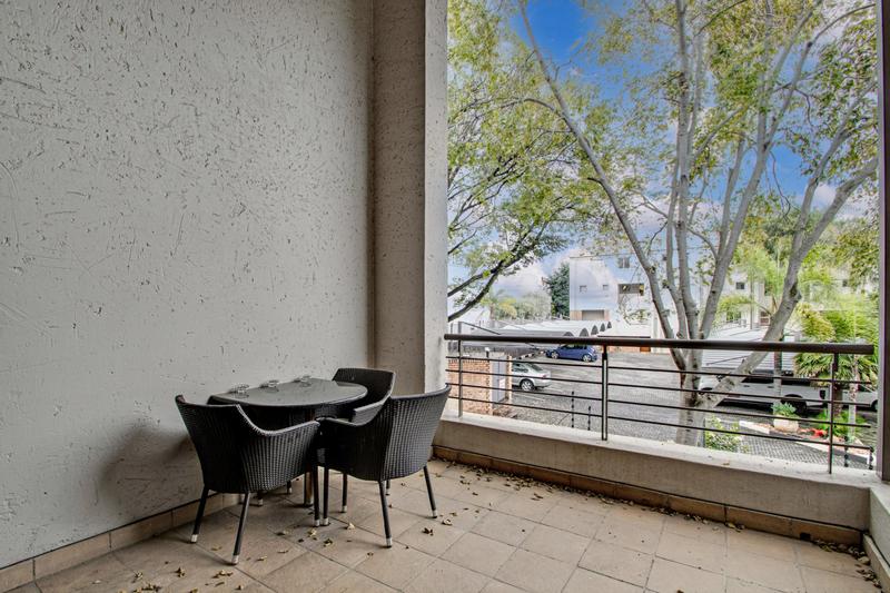 To Let 3 Bedroom Property for Rent in Sandown Gauteng