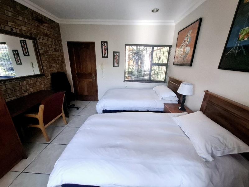 To Let 2 Bedroom Property for Rent in Woodmead Gauteng