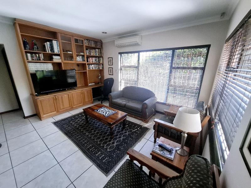 To Let 2 Bedroom Property for Rent in Woodmead Gauteng