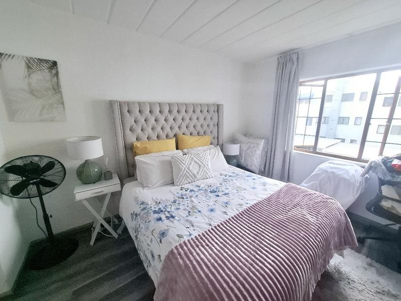 1 Bedroom Property for Sale in Morningside Gauteng