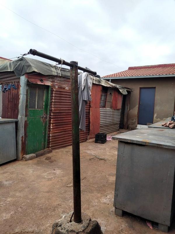 4 Bedroom Property for Sale in Lawley Gauteng
