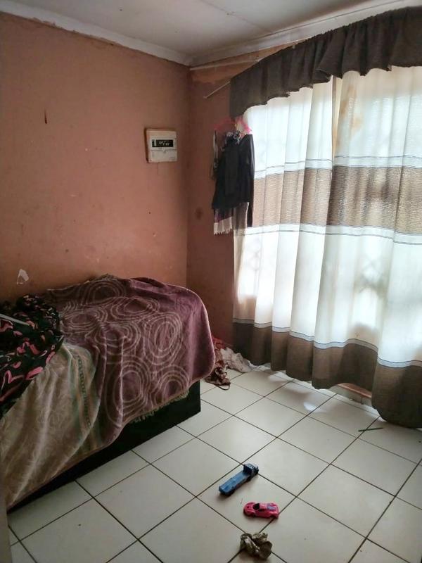 4 Bedroom Property for Sale in Lawley Gauteng