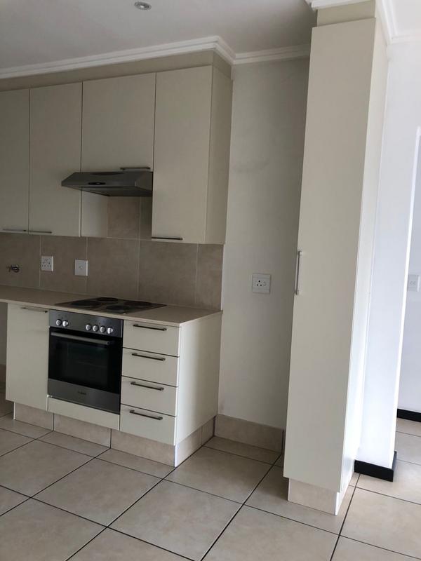 2 Bedroom Property for Sale in Barbeque Downs Gauteng