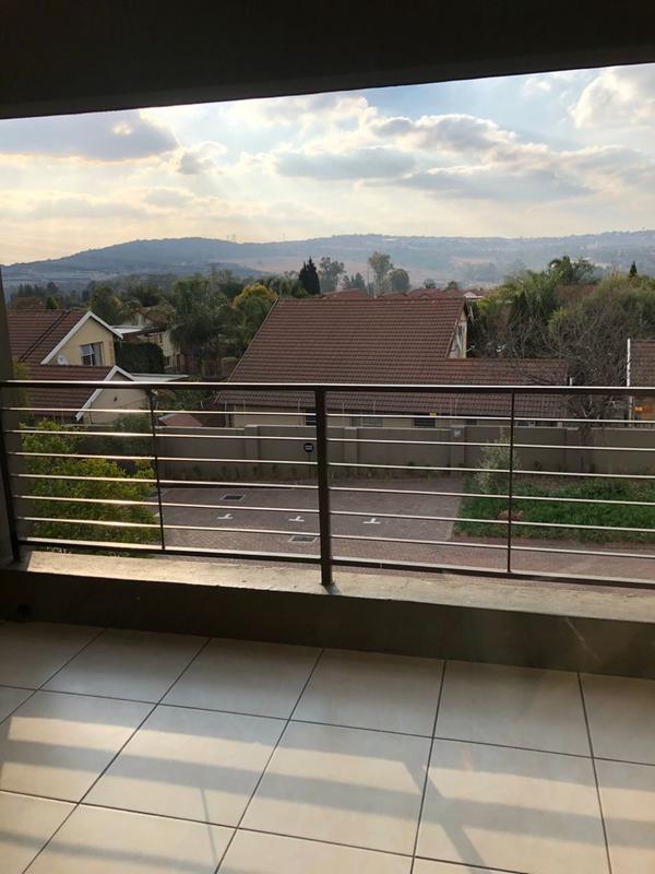 2 Bedroom Property for Sale in Barbeque Downs Gauteng