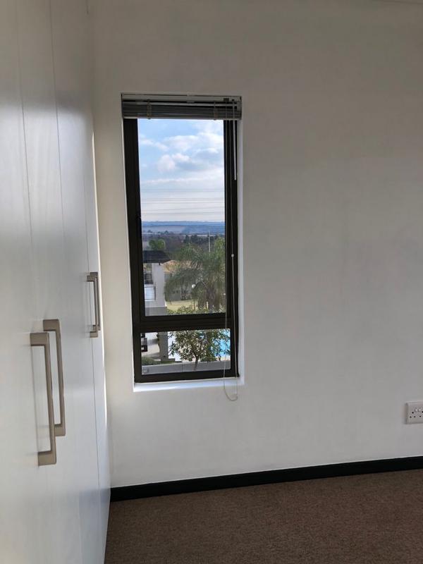 2 Bedroom Property for Sale in Barbeque Downs Gauteng