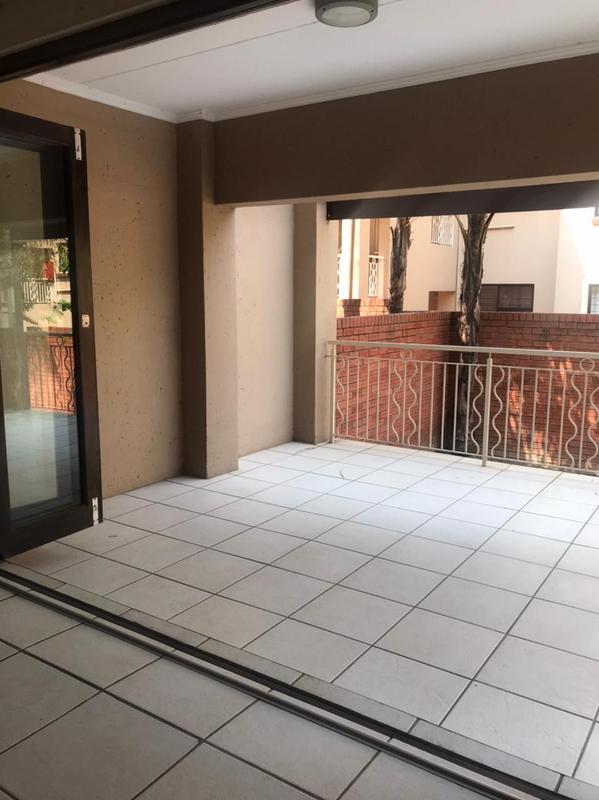2 Bedroom Property for Sale in Sunninghill Gauteng