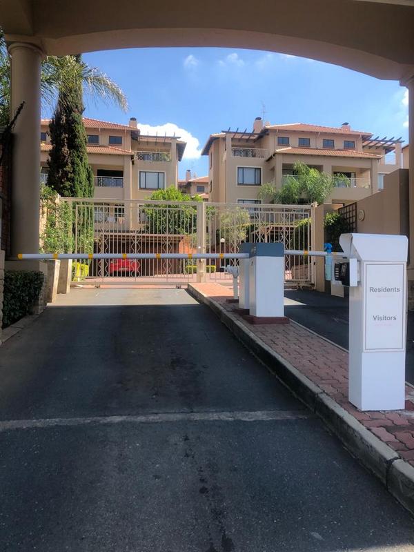 2 Bedroom Property for Sale in Sunninghill Gauteng